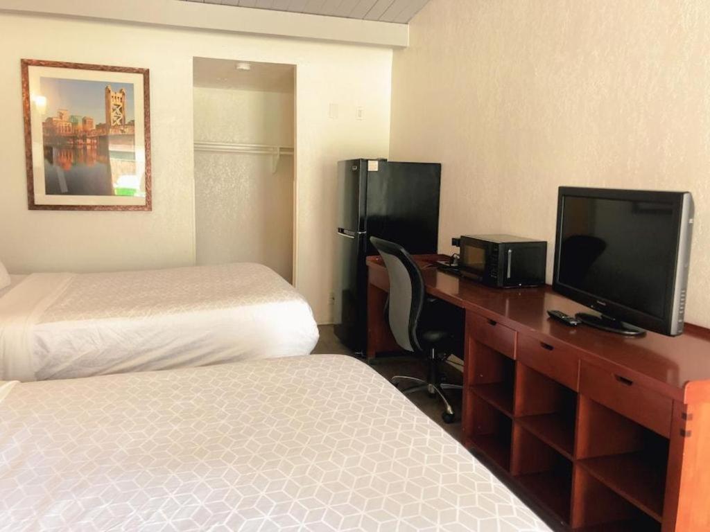 Super 8 By Wyndham San Jose Airport Motel Santa Clara Ngoại thất bức ảnh